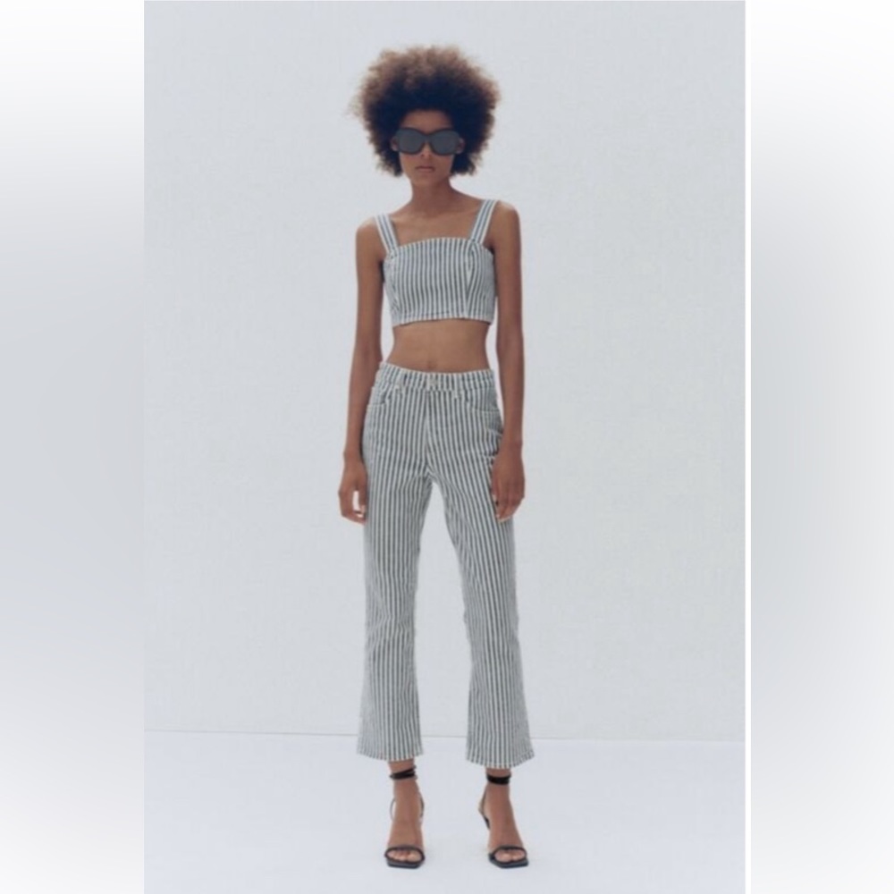 Zara Jeans Flare Cropped Sise 36 US 4